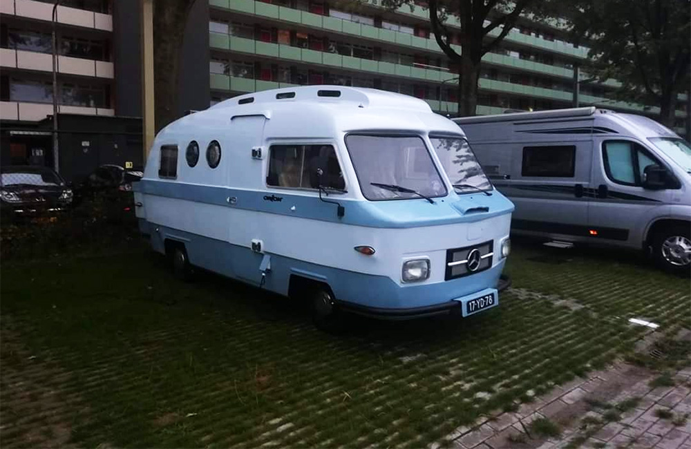 Stadscamping open voor zelfvoorzienende kampeerders